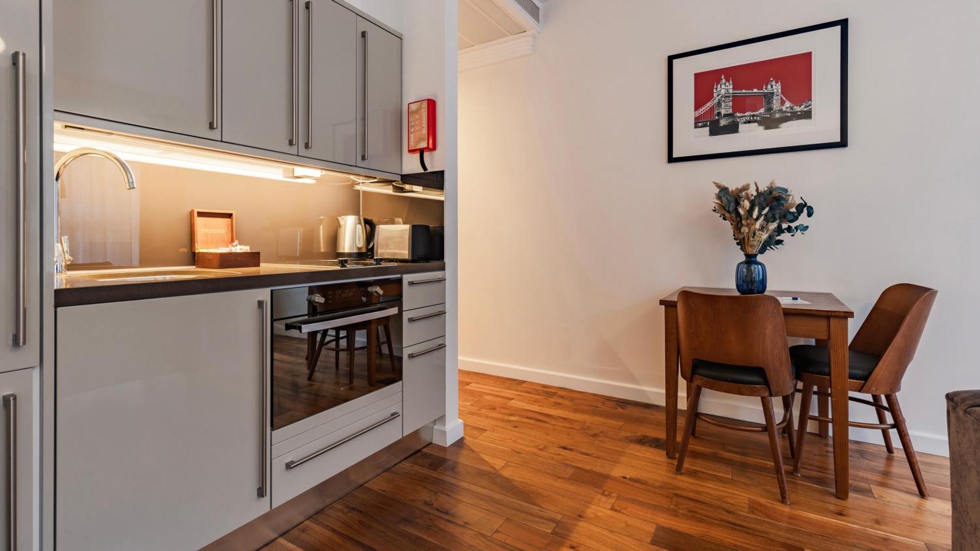 Monument Serviced Apartments By Lovelystay Londres Exterior foto